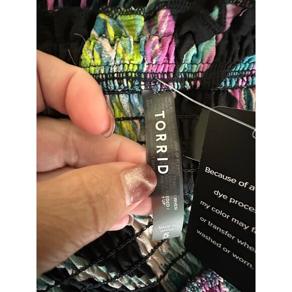 NWT Torrid Crepe Midi Smocked Coverup Jumpsuit Romper 5 5X - Picture 8 of 9